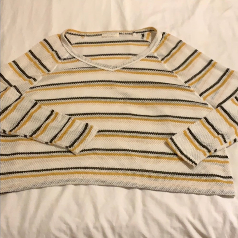 lightweight sweater